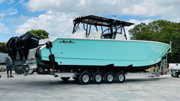 SeaHunter 41 CTS 