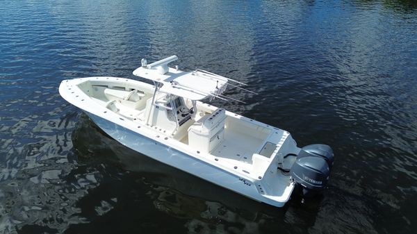 SeaVee 34B image