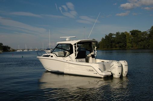 Boston Whaler 325 Conquest image