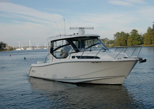 Boston Whaler 325 Conquest image