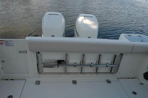 Boston Whaler 325 Conquest image