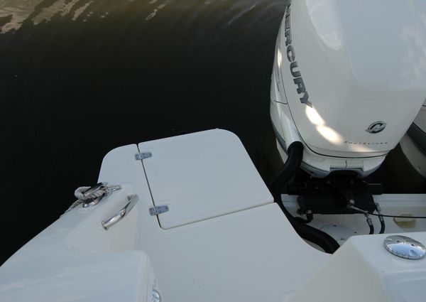 Boston Whaler 325 Conquest image