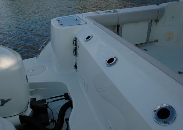 Boston Whaler 325 Conquest image