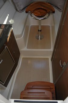 Boston Whaler 325 Conquest image