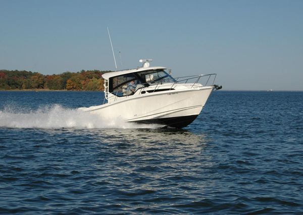 Boston Whaler 325 Conquest image