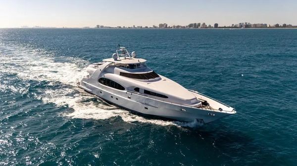 DMB Danube Motor Yacht