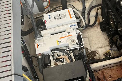 Sea Ray 300 Sundancer image