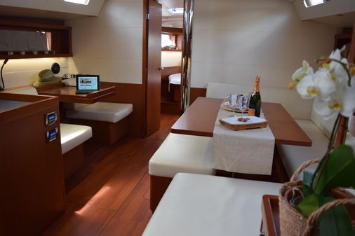 Beneteau Oceanis 48 image