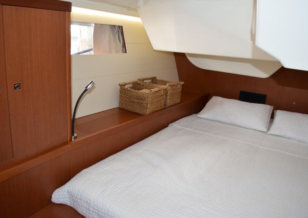 Beneteau Oceanis 48 image