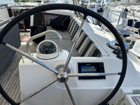 Beneteau Oceanis 48 image