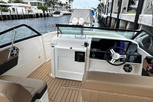 Sea Ray 250SDX-OB image