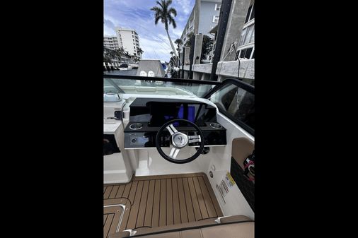 Sea Ray 250SDX-OB image