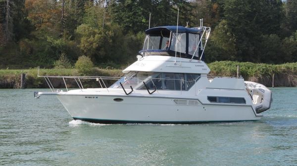 Carver 325 Aft Cabin Motoryacht 