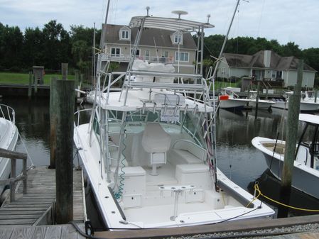 Luhrs 32 Open image