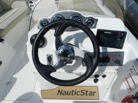 NauticStar 193 SC image
