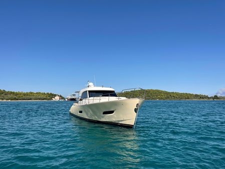 Mochi Craft 54' Dolphin image