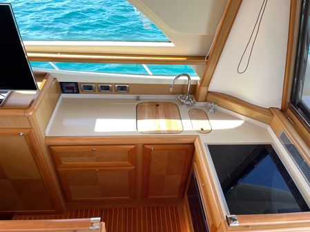 Mochi Craft 54' Dolphin image