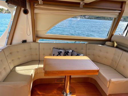 Mochi Craft 54' Dolphin image