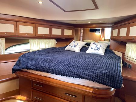 Mochi Craft 54' Dolphin image