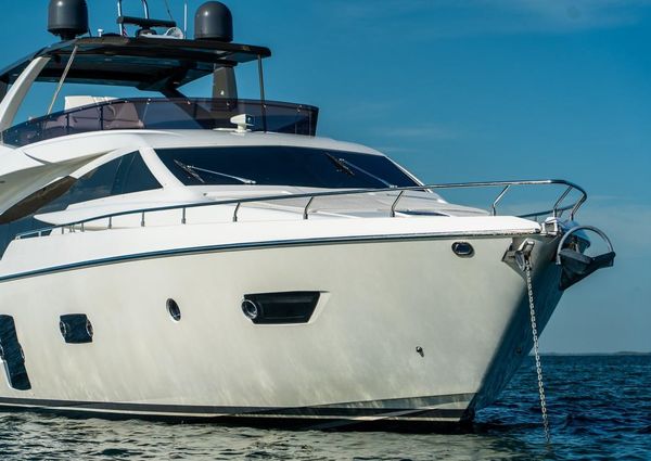 Ferretti Yachts 750 image