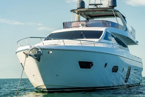 Ferretti Yachts 750 image