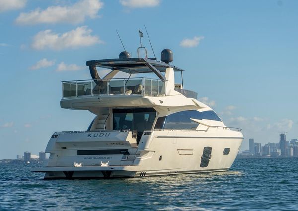 Ferretti Yachts 750 image