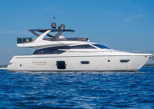 Ferretti Yachts 750 image