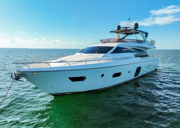 Ferretti Yachts 750 image