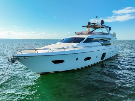 Ferretti Yachts 750 image