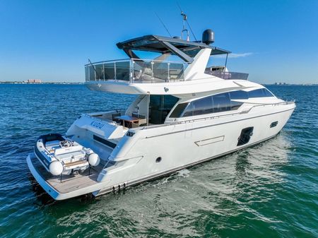 Ferretti Yachts 750 image