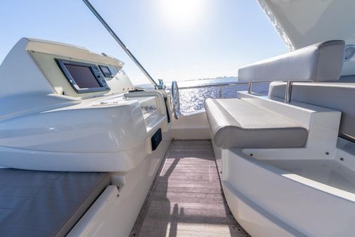 Ferretti Yachts 750 image