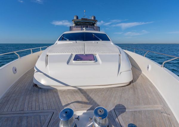 Ferretti Yachts 750 image