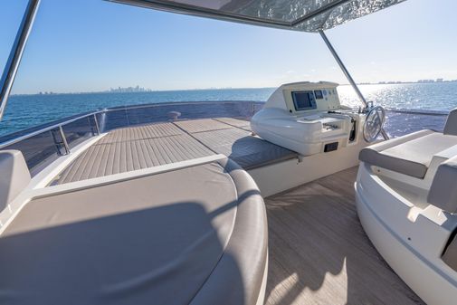 Ferretti Yachts 750 image