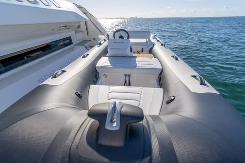 Ferretti Yachts 750 image