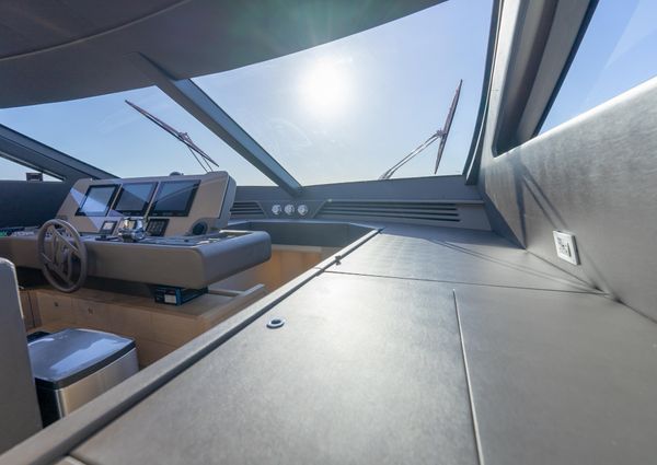 Ferretti Yachts 750 image