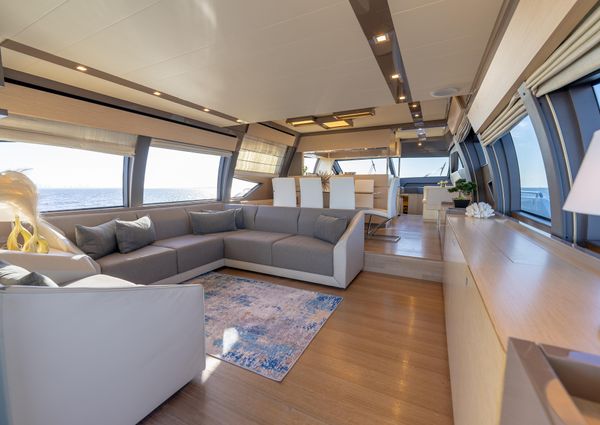 Ferretti Yachts 750 image