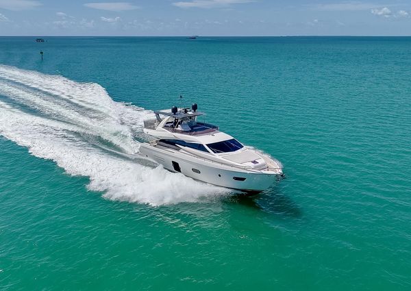 Ferretti Yachts 750 image