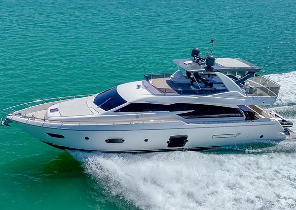 Ferretti Yachts 750 image