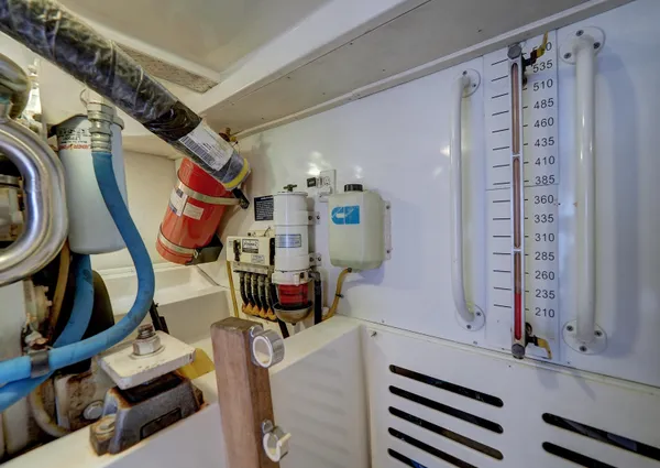 Luhrs 41 Convertible image