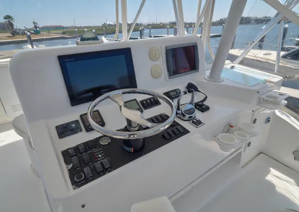 Luhrs 41 Convertible image