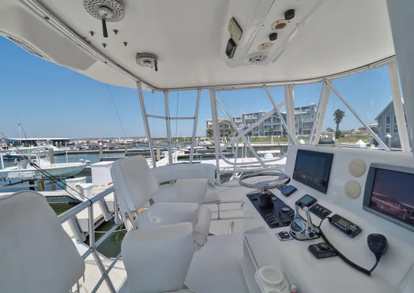 Luhrs 41 Convertible image