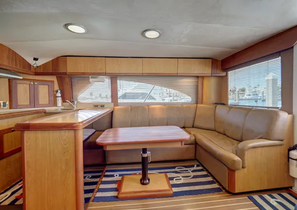 Luhrs 41 Convertible image