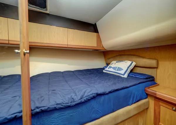 Luhrs 41 Convertible image