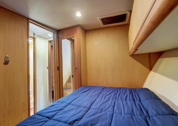 Luhrs 41 Convertible image