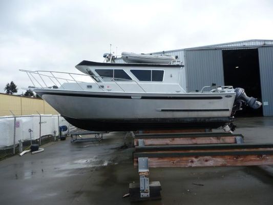 Cold Water Boats Pilothouse - main image