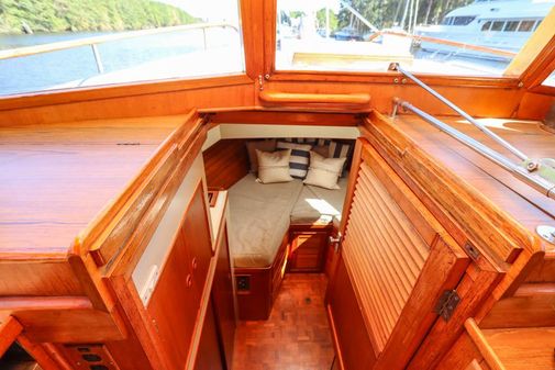 Grand Banks Classic image