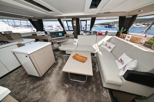 Fountaine Pajot Saona 47 image