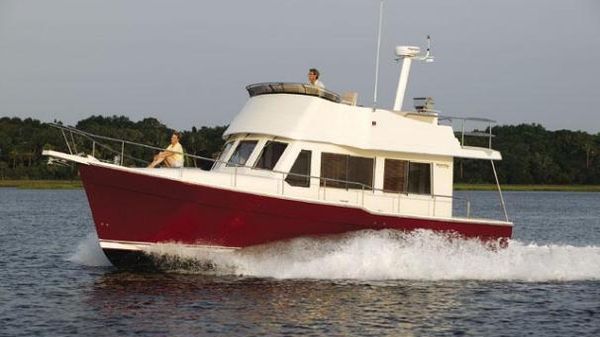 Mainship 34 Trawler 