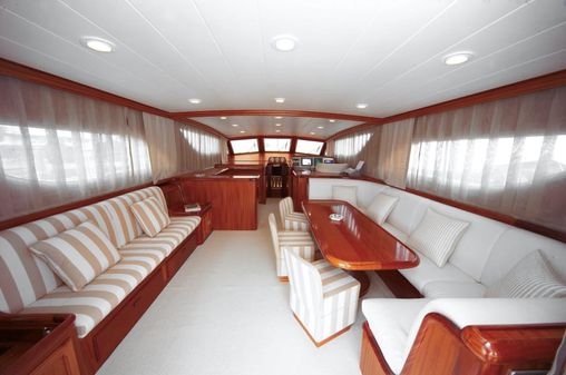 Camuffo 65 Flybridge image