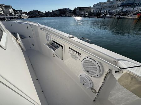 Everglades 275 Center Console image